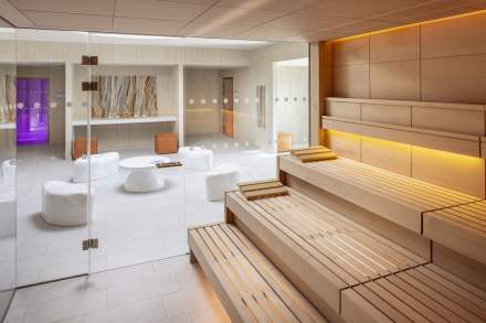 Parkest Hôtel &amp; Spa Genas Lyon