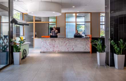 Lobby Spark by Hilton Lyon Park Saône